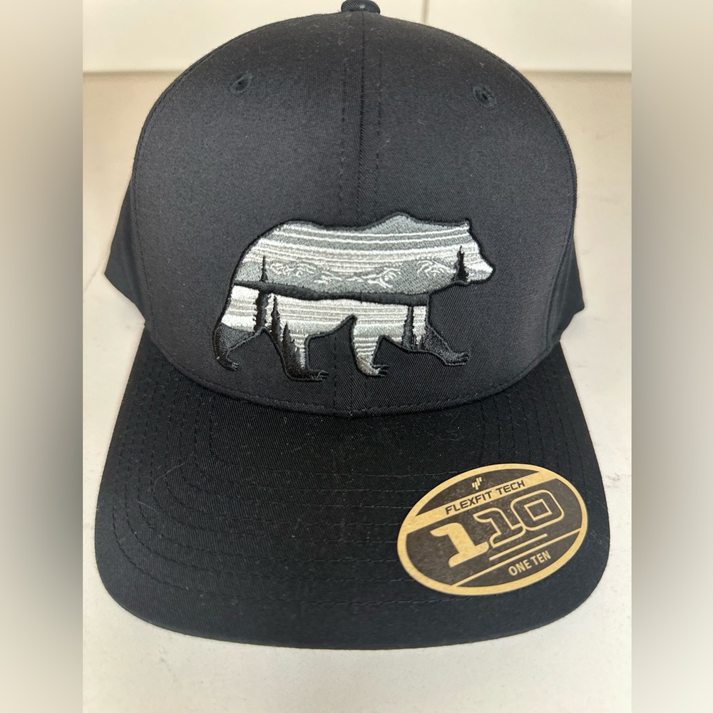 Columbia Black Adjustable Cap